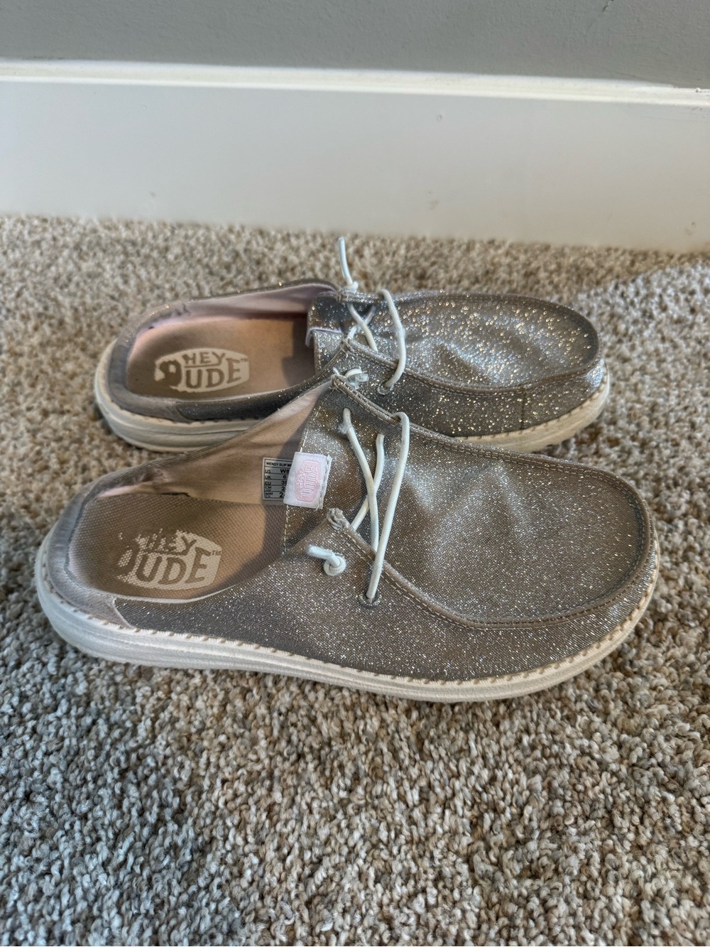 Hey Dude Women's Glitter Sparkle Slip-On Shoes Size 8